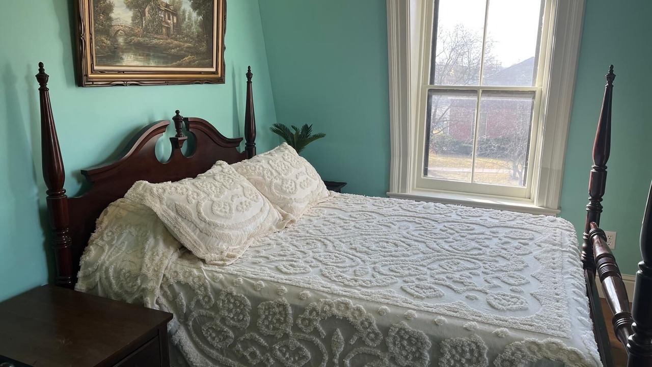 Photo of Bedroom in Seneca Falls