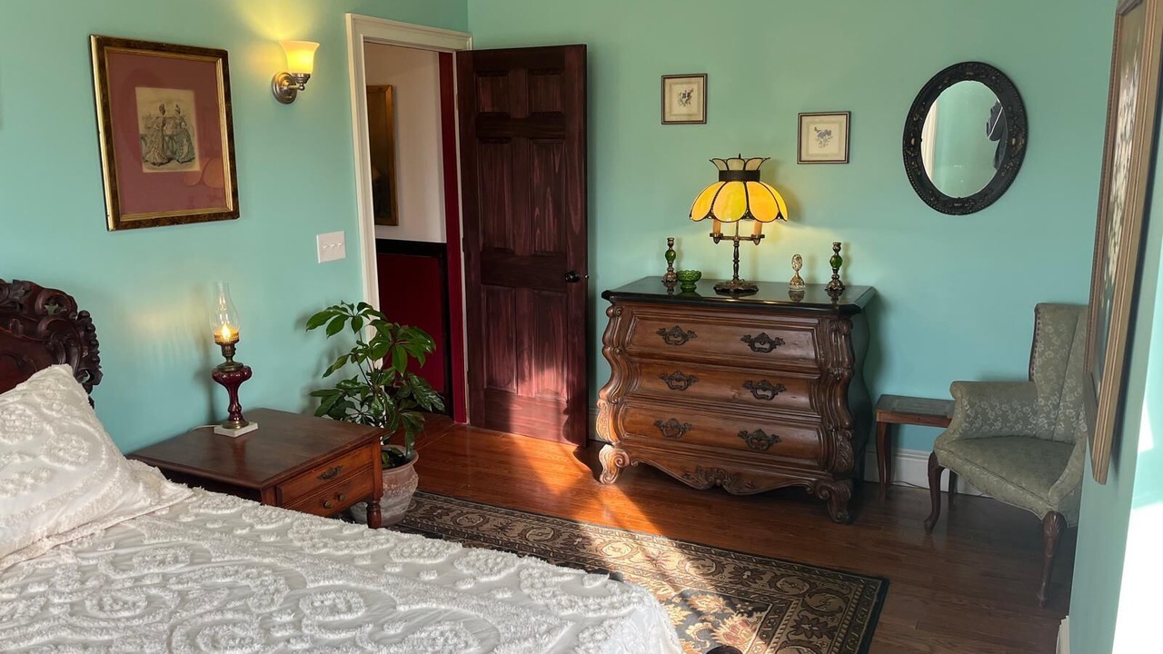 Photo of Bedroom in Seneca Falls