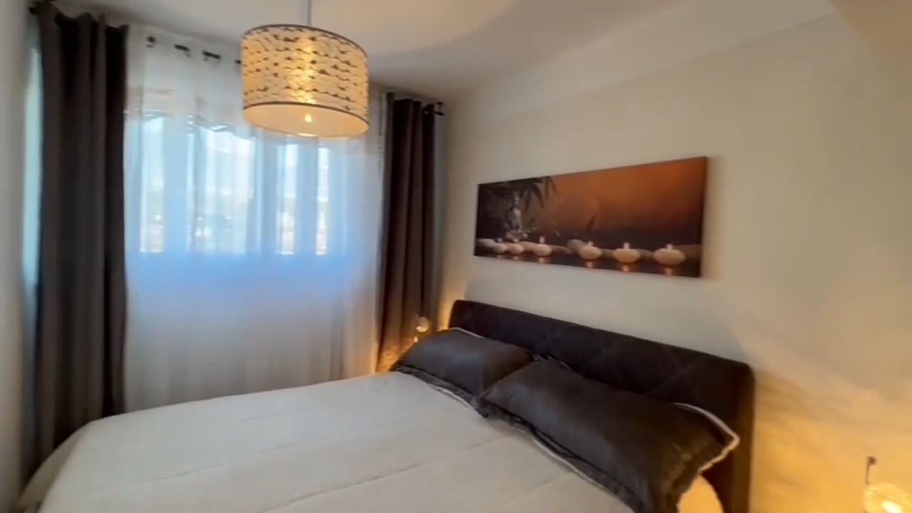 Photo of Bedroom in La Tour-de-Peilz