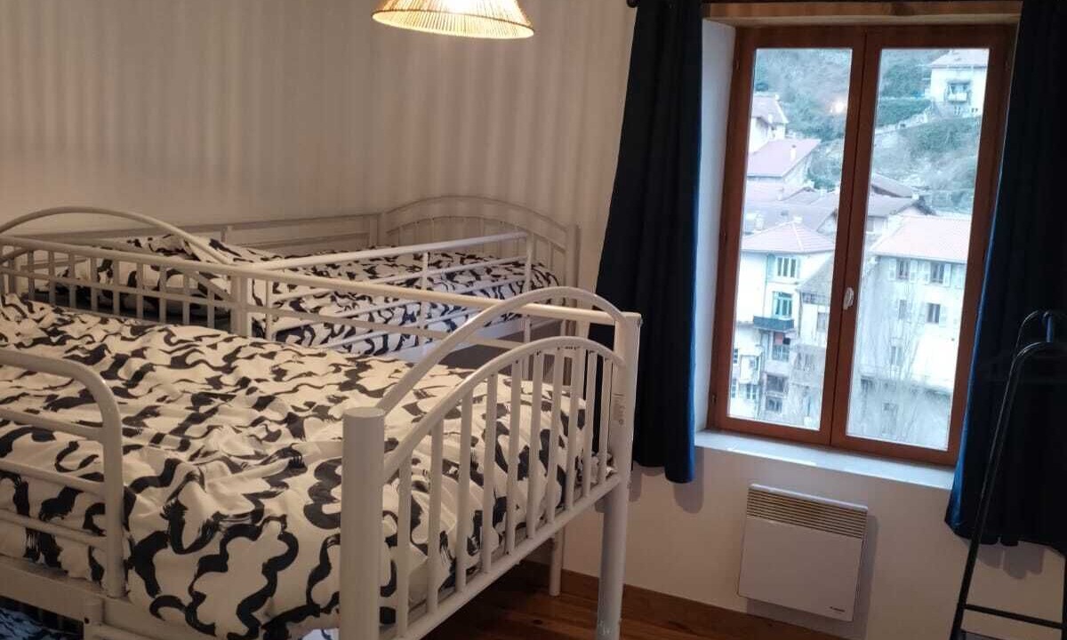 Photo of Bedroom in Pont-en-Royans