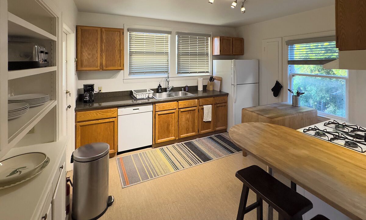 Photo of Kitchen in Upper Telegraph