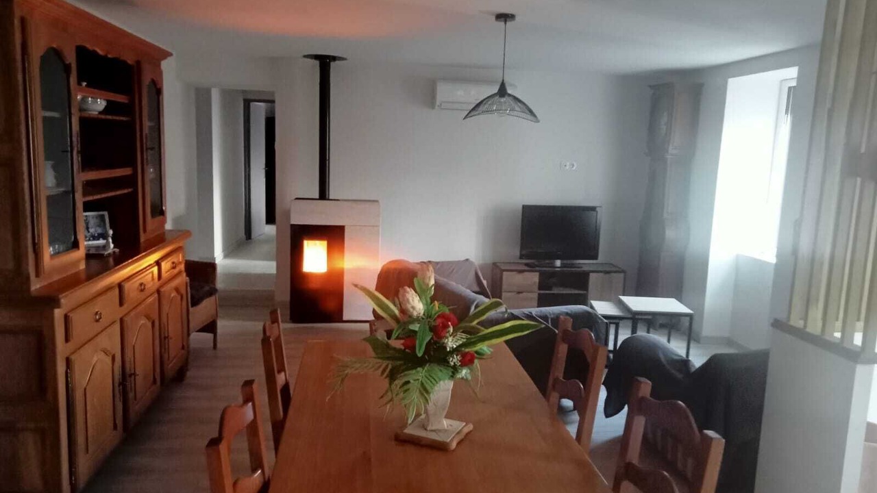Photo of Livingroom in Compolibat