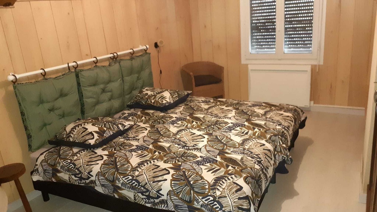 Photo of Bedroom in Compolibat