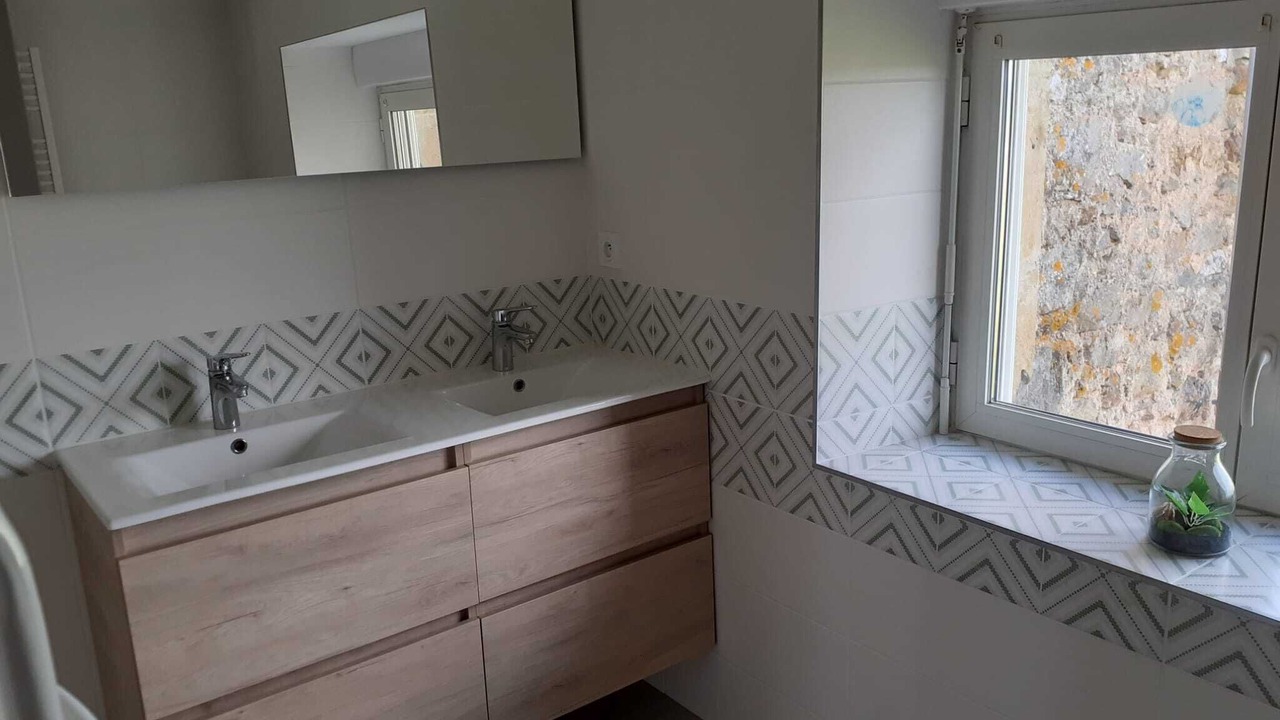 Photo of Bathroom in Compolibat