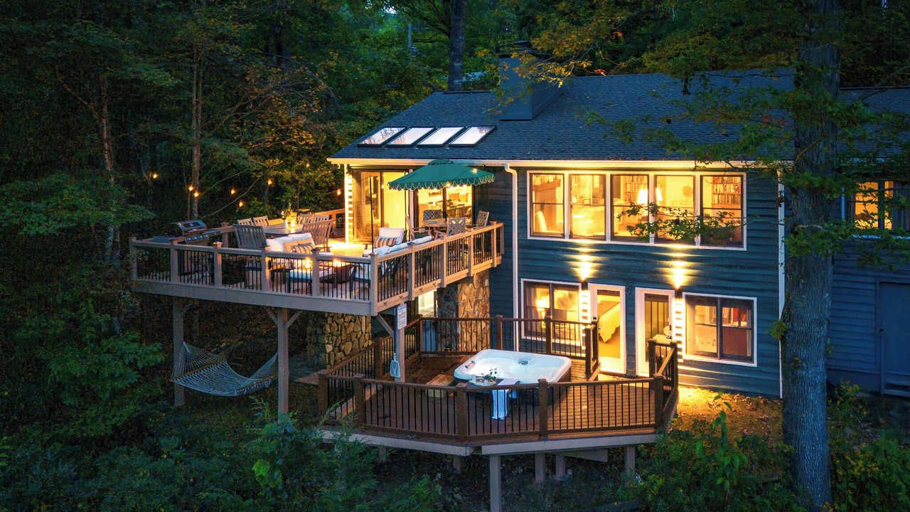 Photo of Outdoor in Burnsville