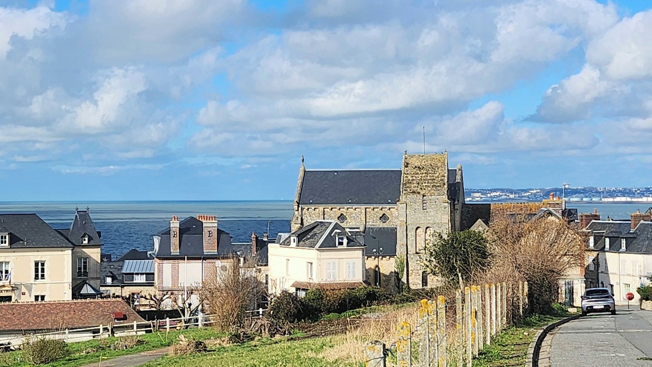 Photo of Others in Villerville