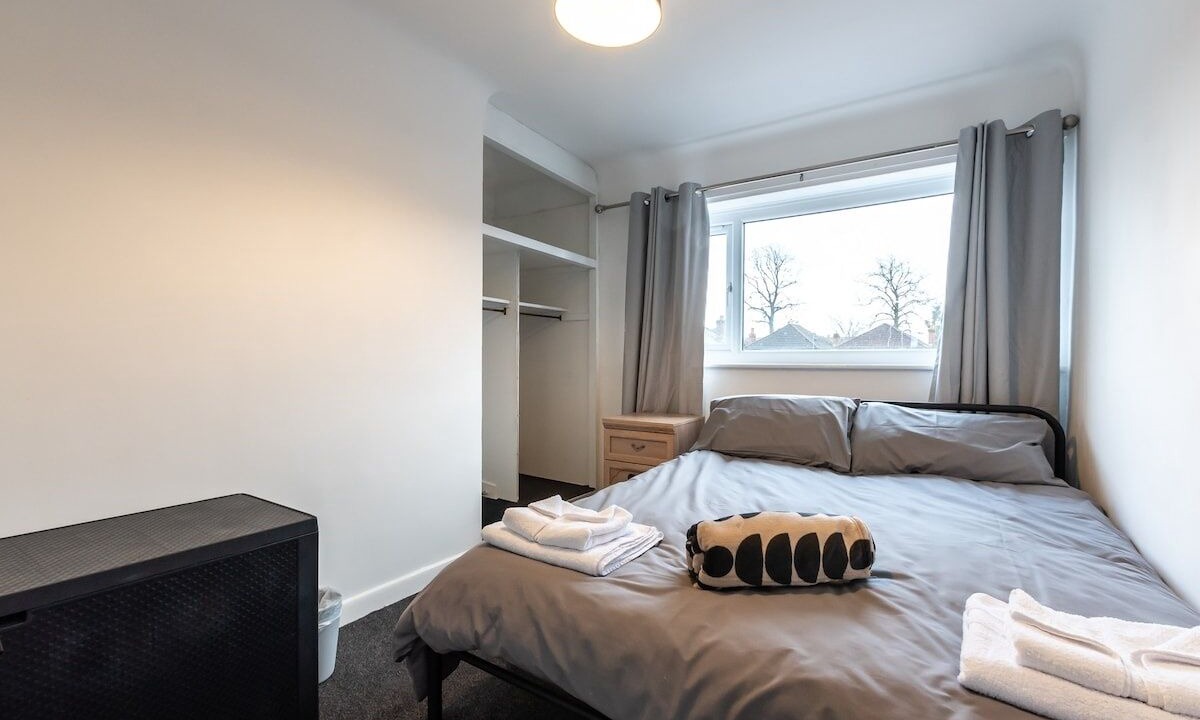 Photo of Bedroom in Shirley