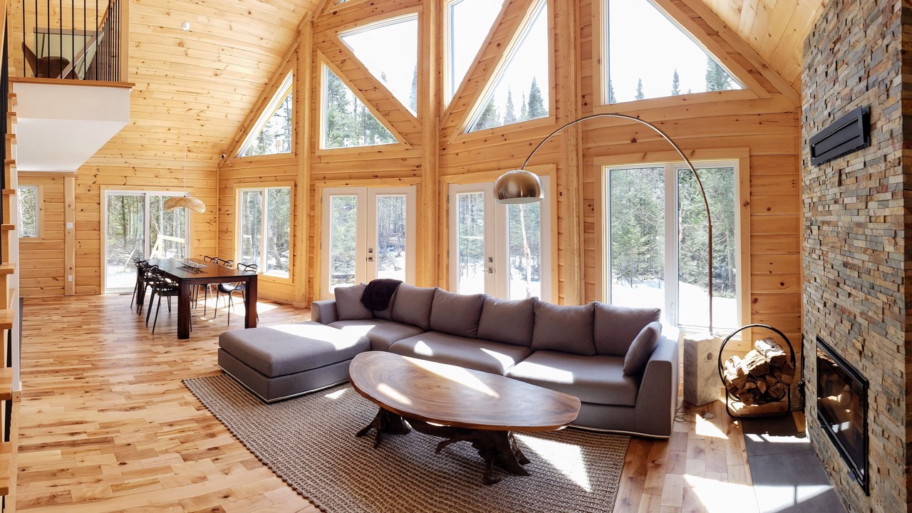 Photo of Livingroom in Lac-Superieur