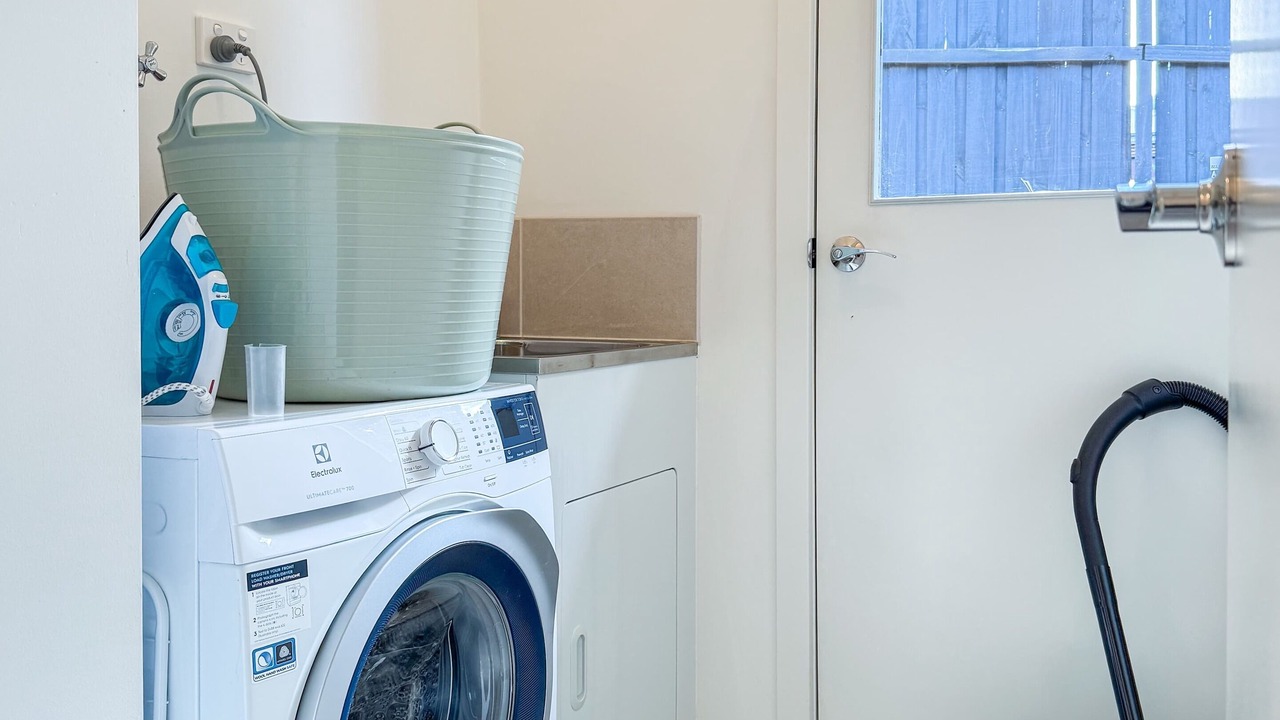 Photo of Others in Doreen