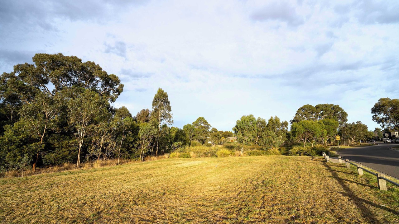 Photo of Others in Doreen