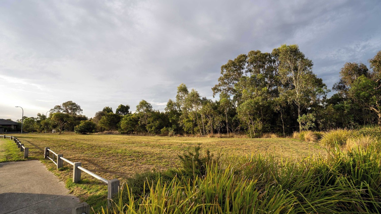 Photo of Others in Doreen