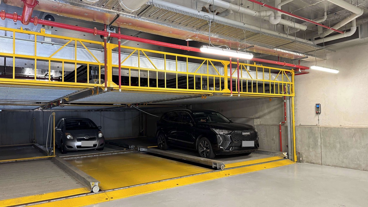 Photo of Others in Hawthorn