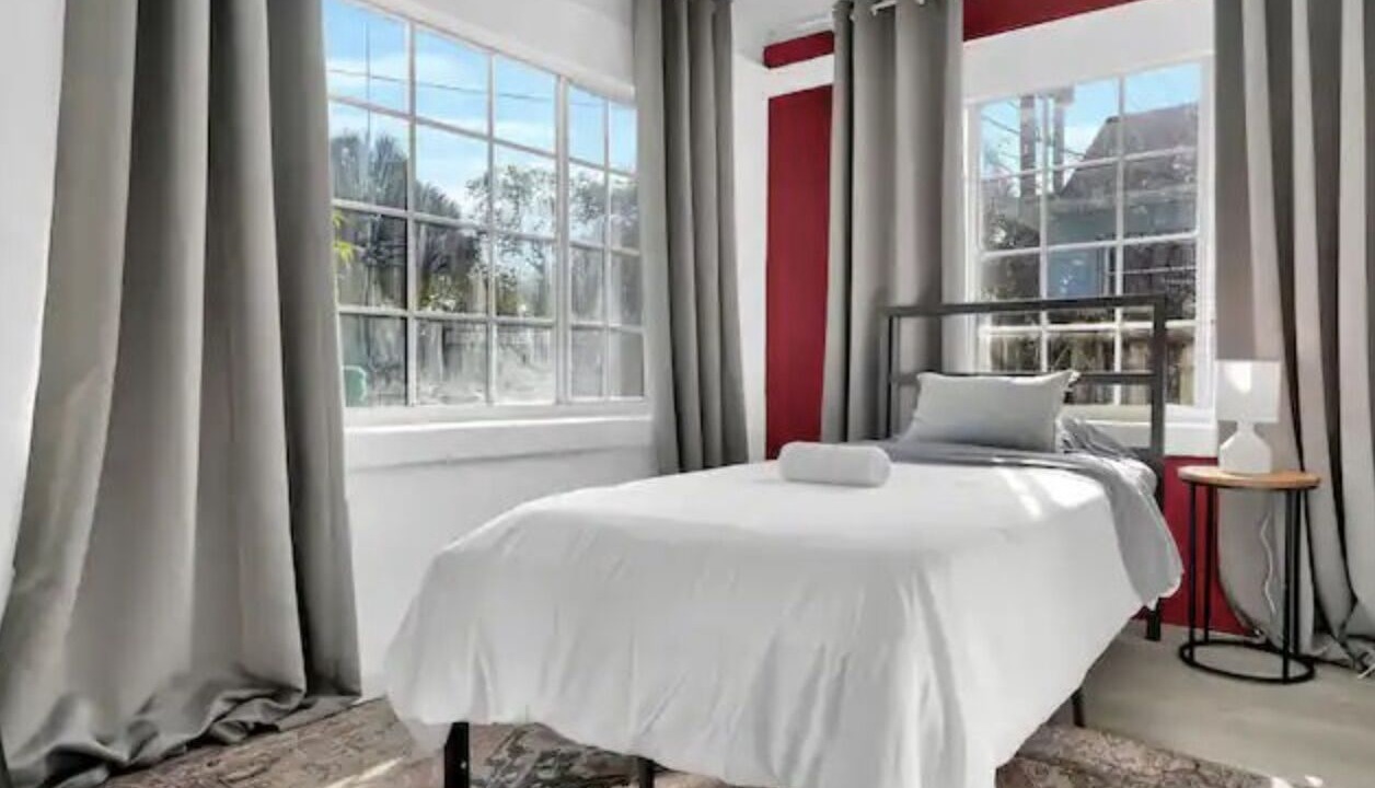 Photo of Bedroom in Northeast Miami