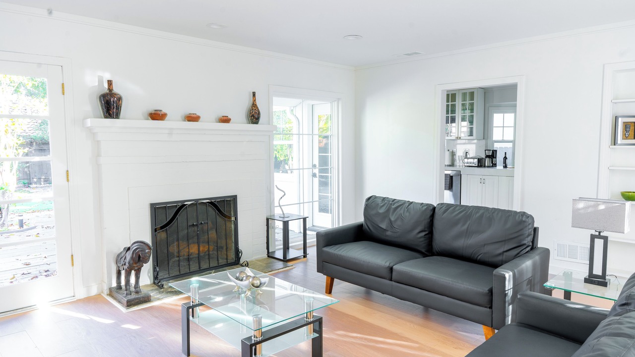 Photo of Livingroom in Palo Alto