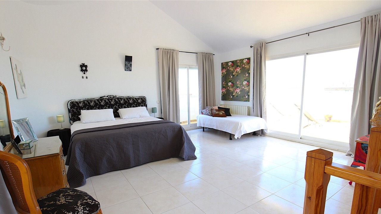 Photo of Bedroom in Vallpineda