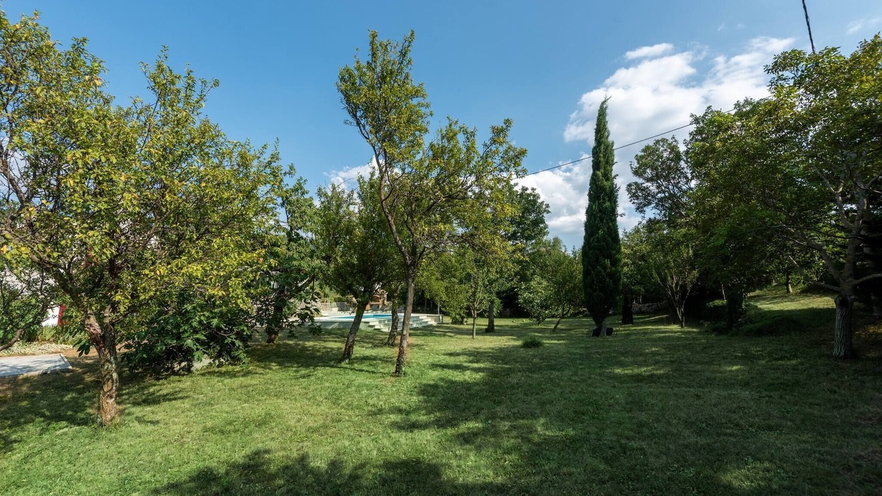 Photo of Outdoor in Hreljin