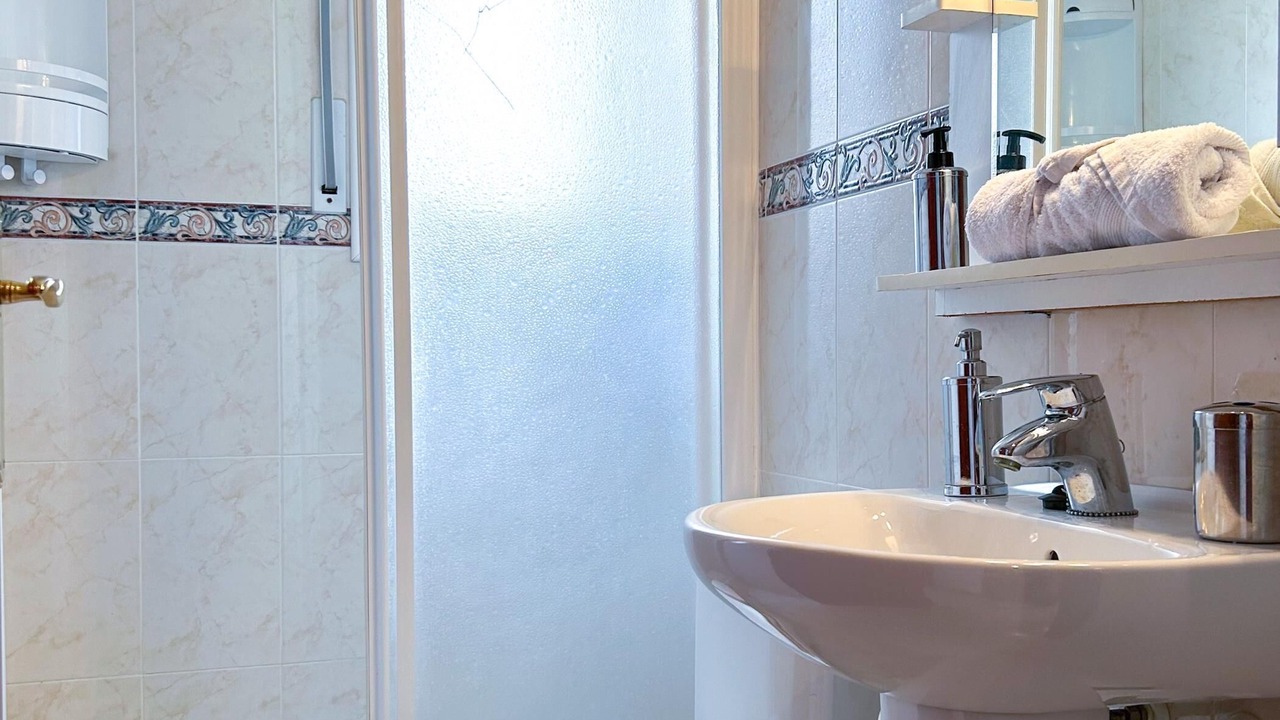 Photo of Bathroom in Cubelles