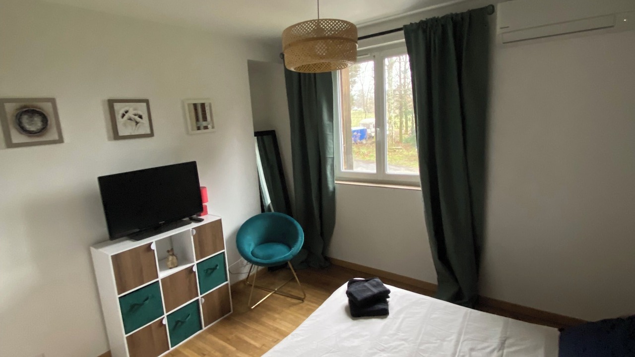 Photo of Bedroom in Saint-Germain-les-Vergnes