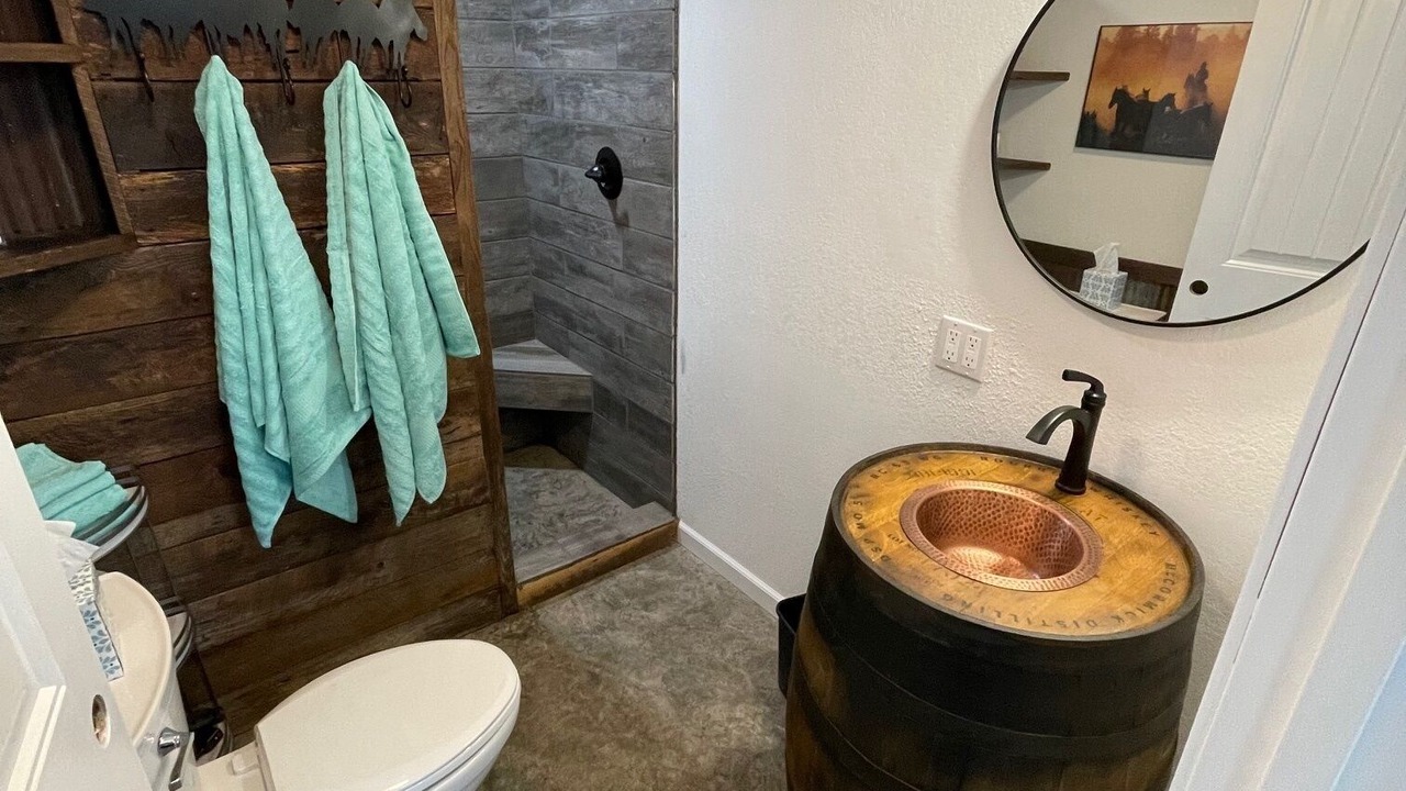 Photo of Bathroom in Eminence