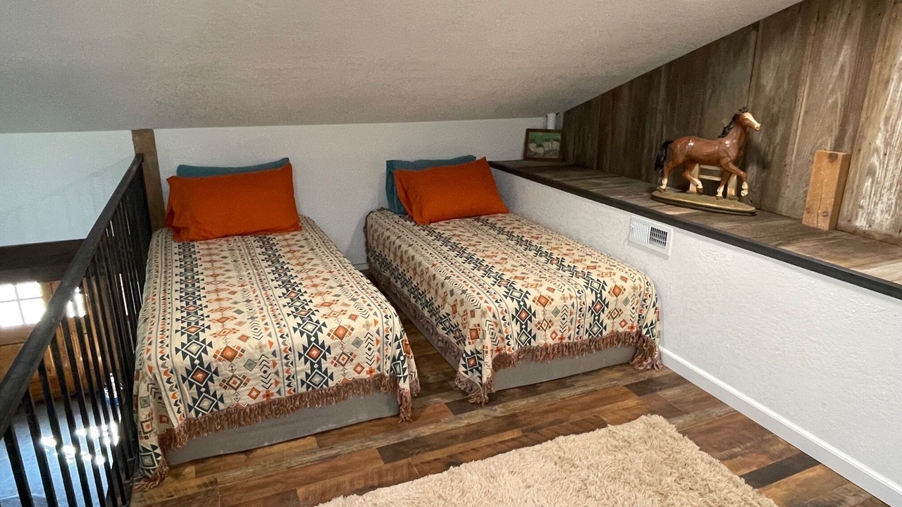Photo of Bedroom in Eminence