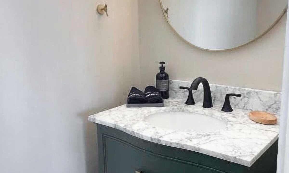 Photo of Bedroom in Canyon Lake