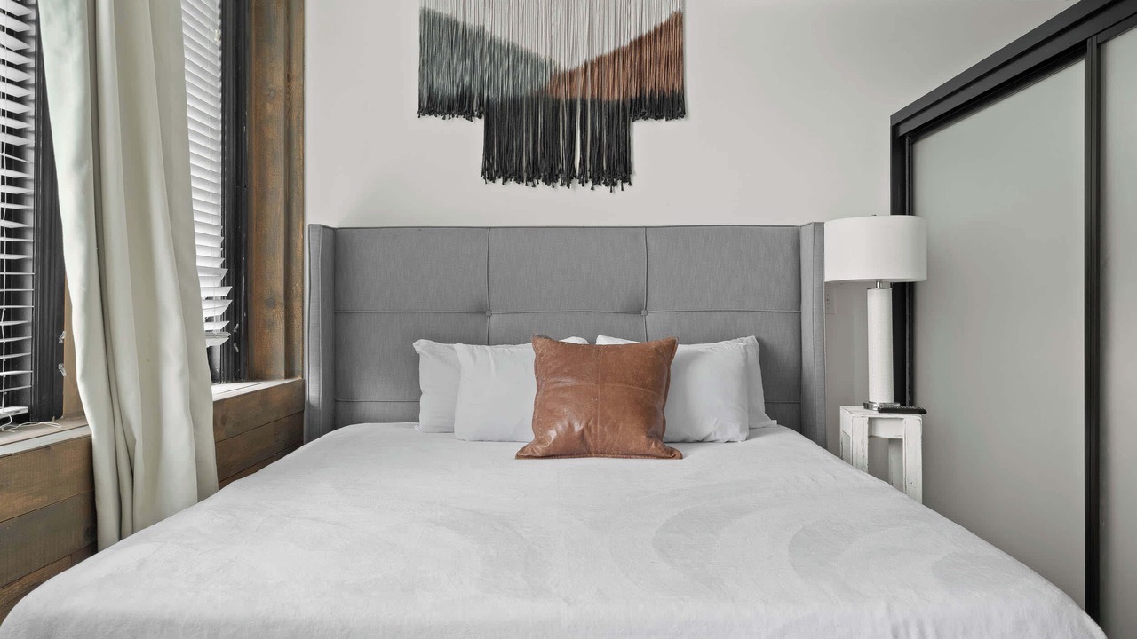 Photo of Bedroom in Gaslamp Quarter