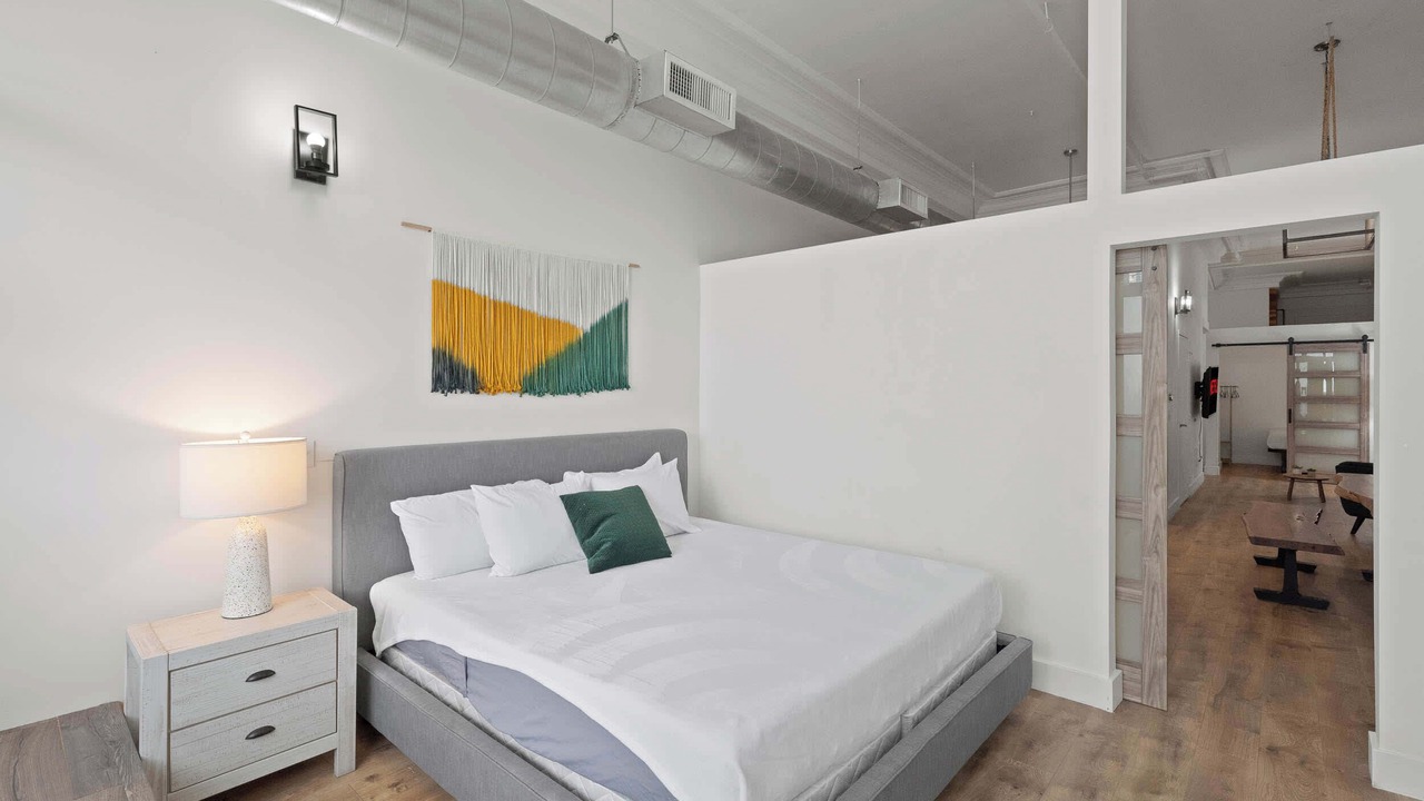 Photo of Bedroom in Gaslamp Quarter