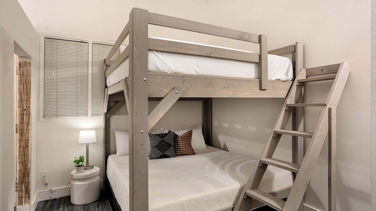 Photo of Bedroom in Gaslamp Quarter