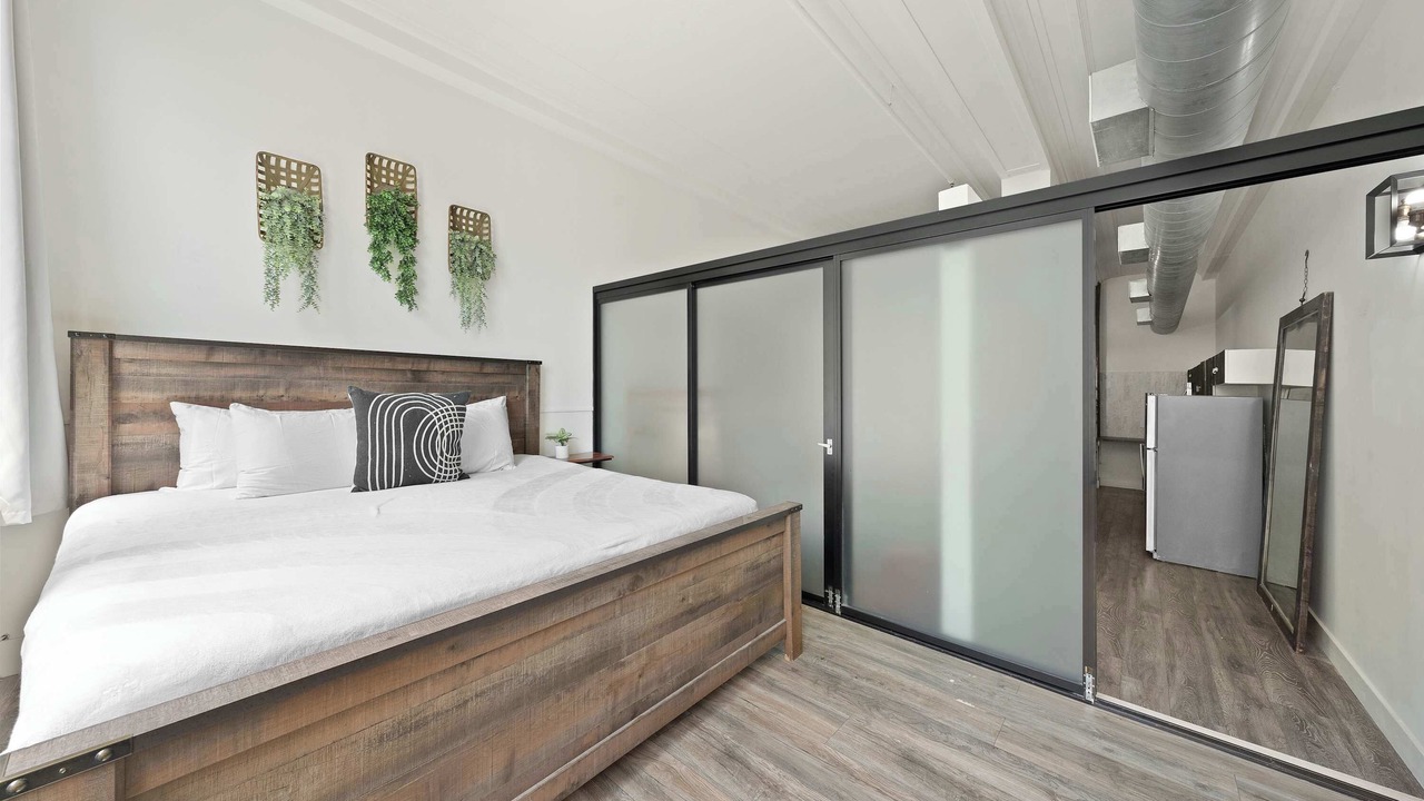 Photo of Bedroom in Gaslamp Quarter