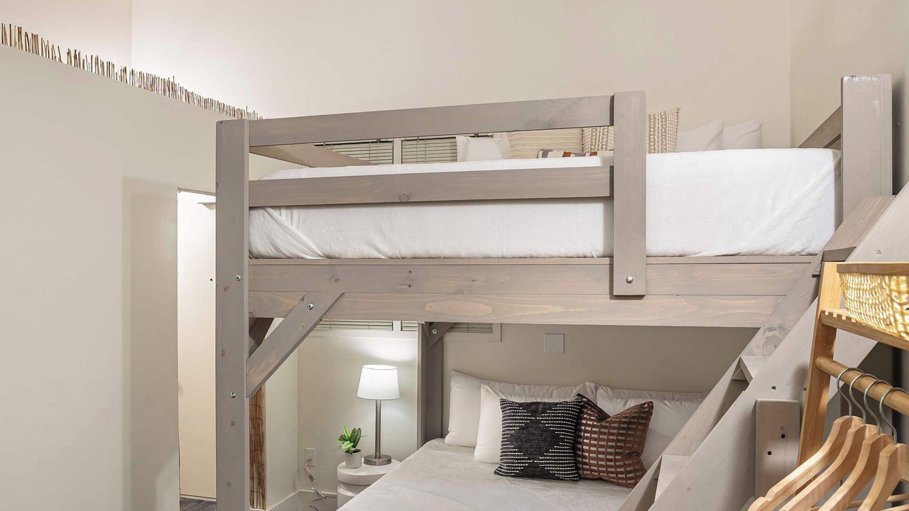 Photo of Bedroom in Gaslamp Quarter