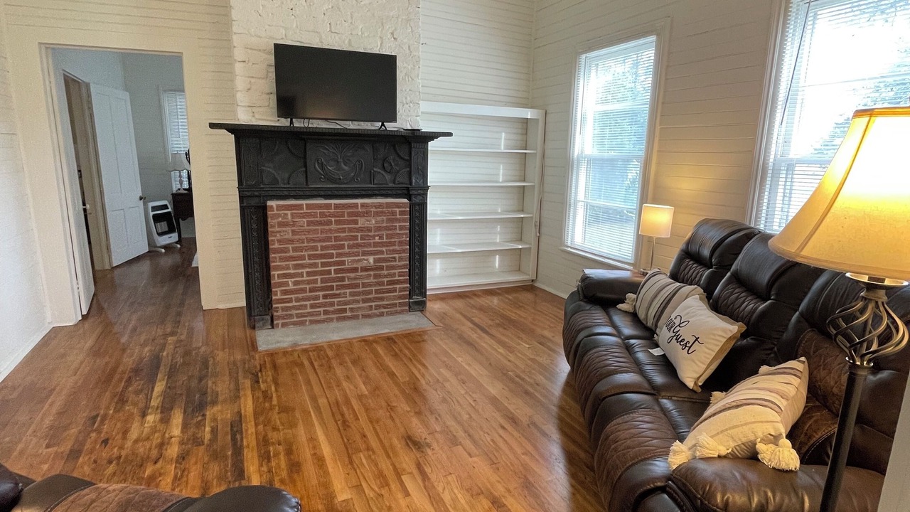 Photo of Livingroom in Bath