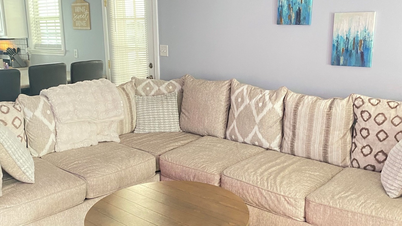 Photo of Livingroom in Evans