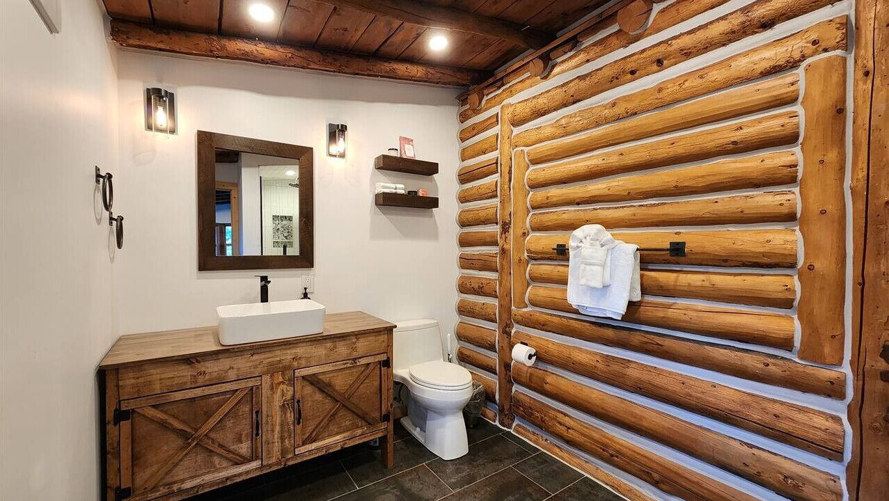 Photo of Bathroom in Allenspark