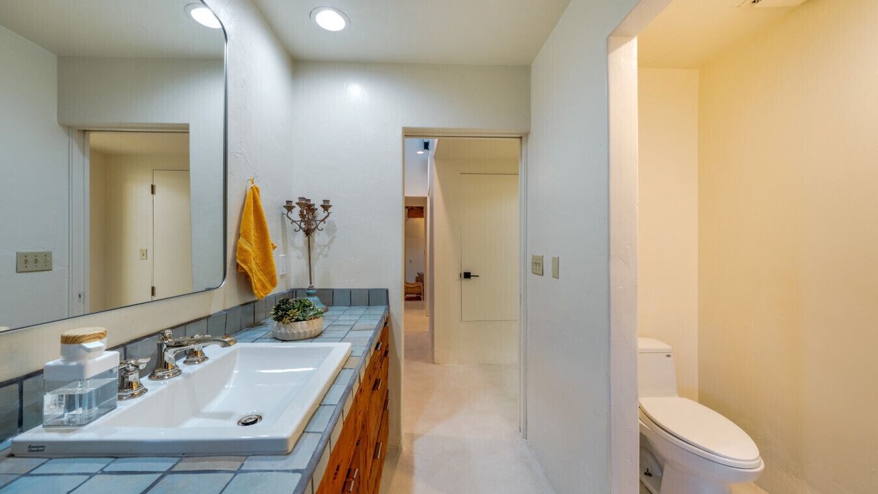 Photo of Bathroom in Sam Hughes