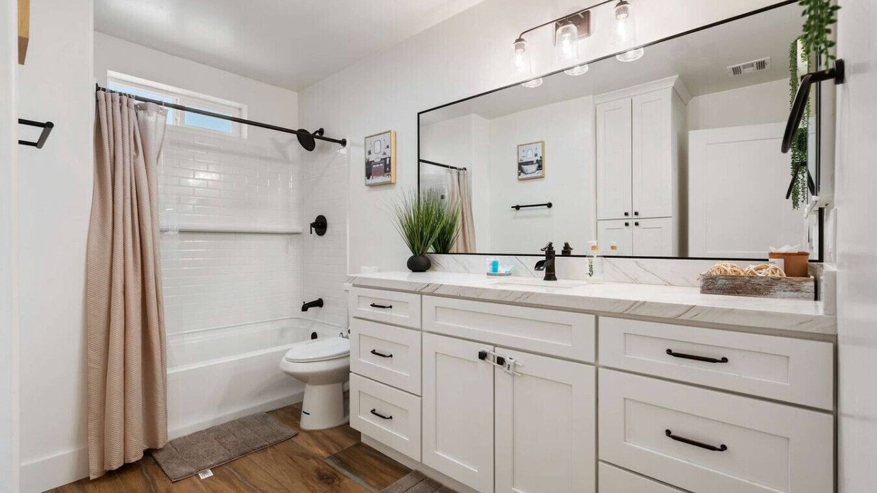 Photo of Bathroom in Country Club