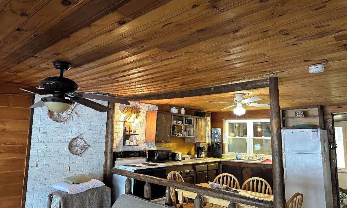 Photo of Kitchen in Brier Hill
