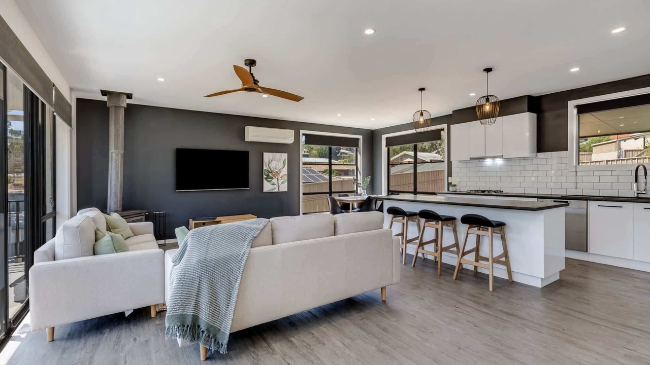 Photo of Others in Flora Hill