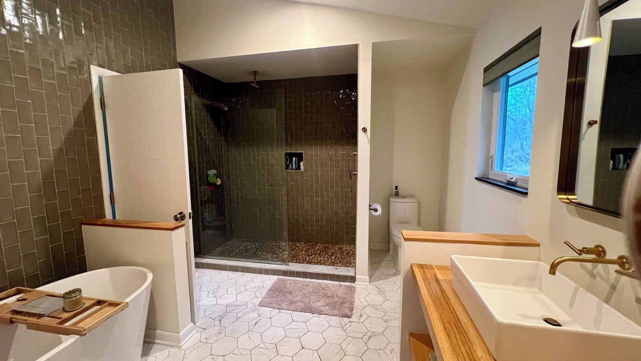 Photo of Bathroom in Wildwood