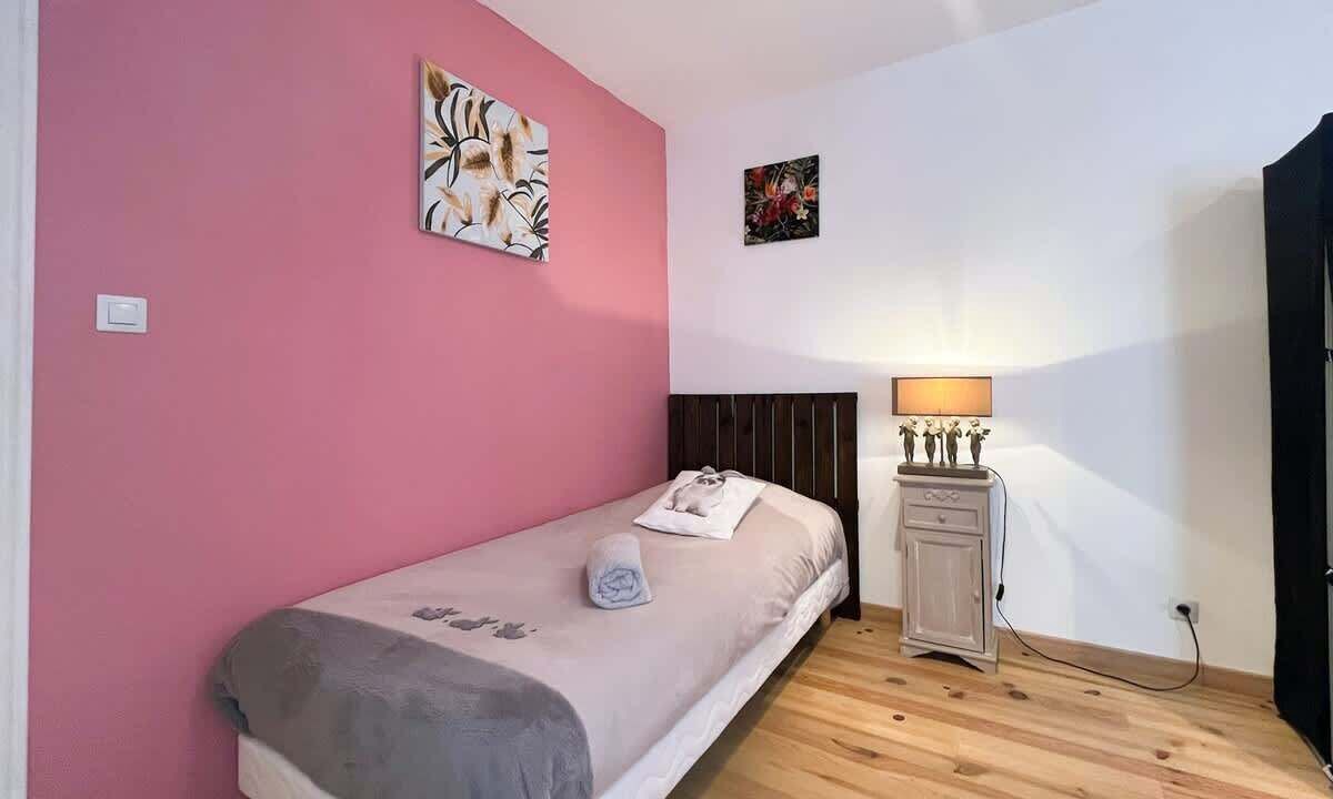 Photo of Bedroom in Sainte-Mere-Eglise