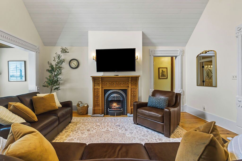 Photo of Livingroom in Eureka Springs Historic District