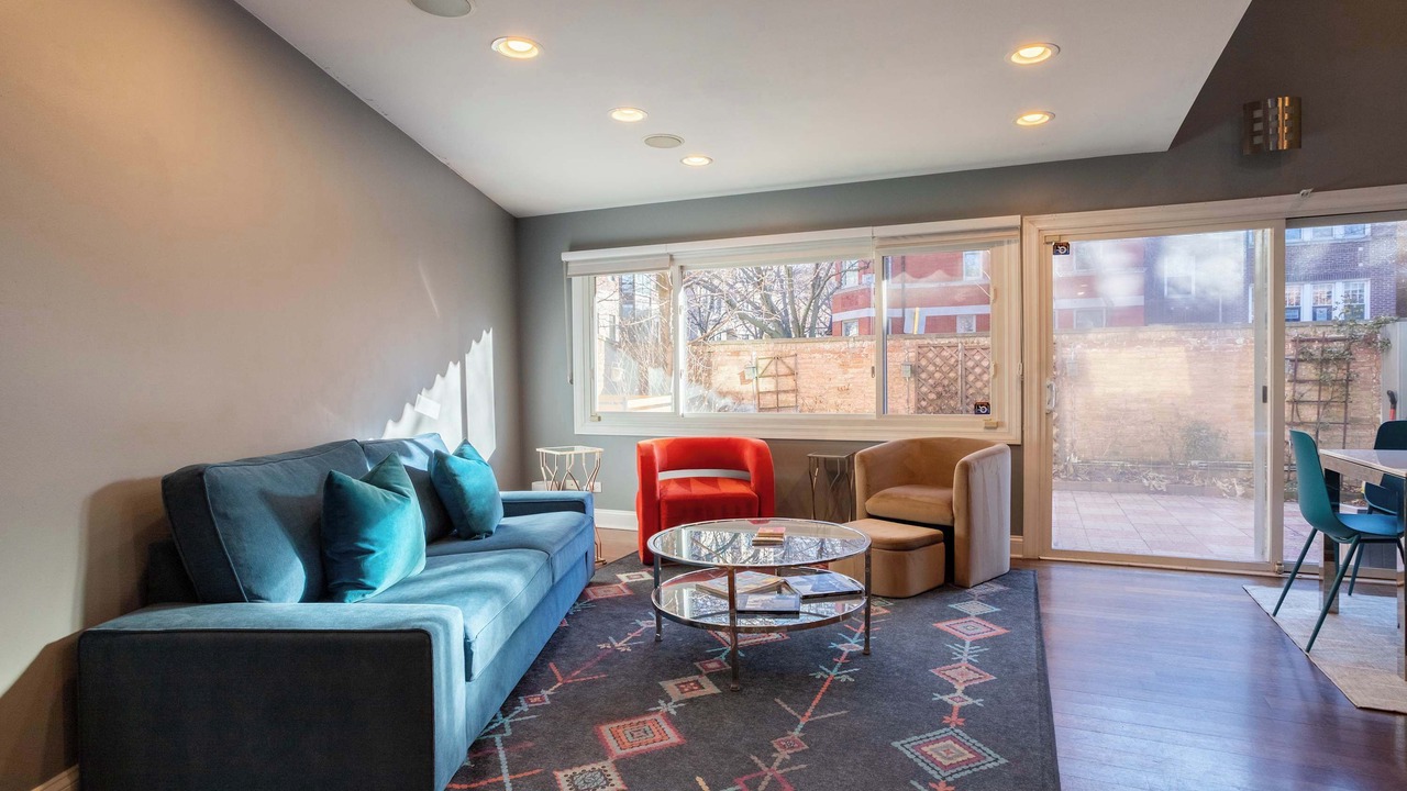 Photo of Livingroom in Mid-North District