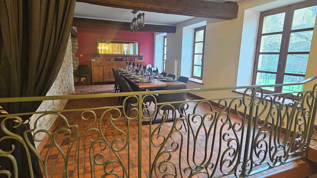 Photo of Others in Sedan