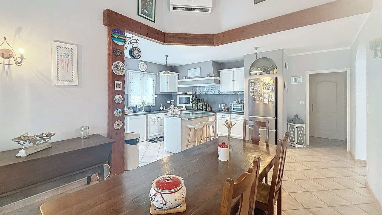 Photo of Others in Alata