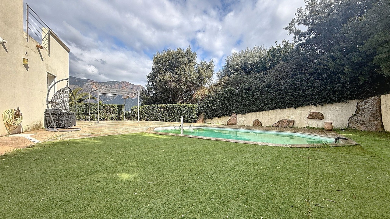 Photo of Outdoor in Alata