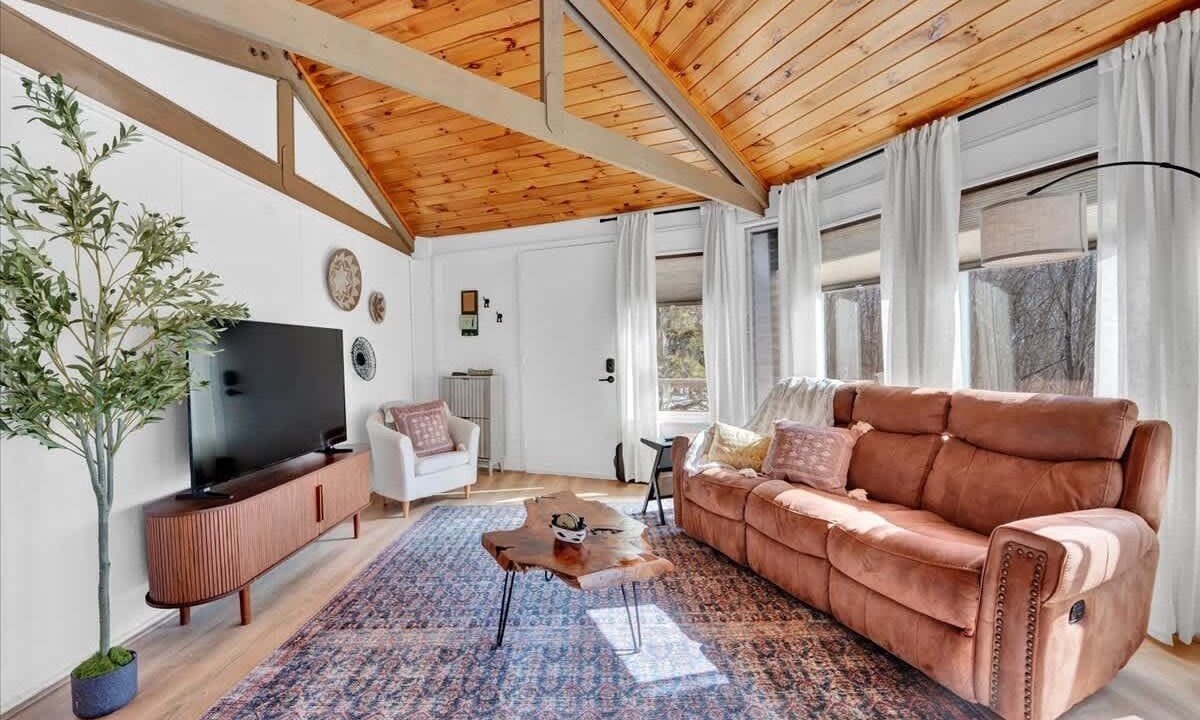 Photo of Bedroom in Long Pond