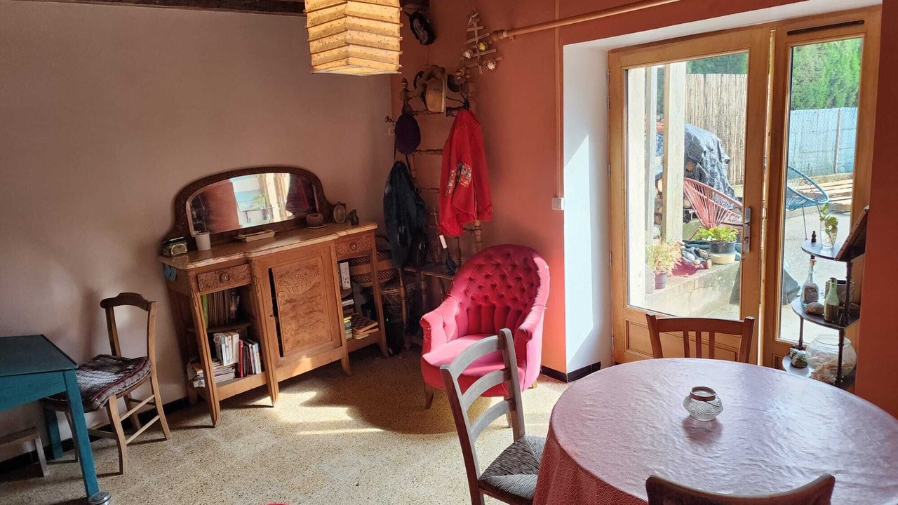 Photo of Livingroom in Bugarach