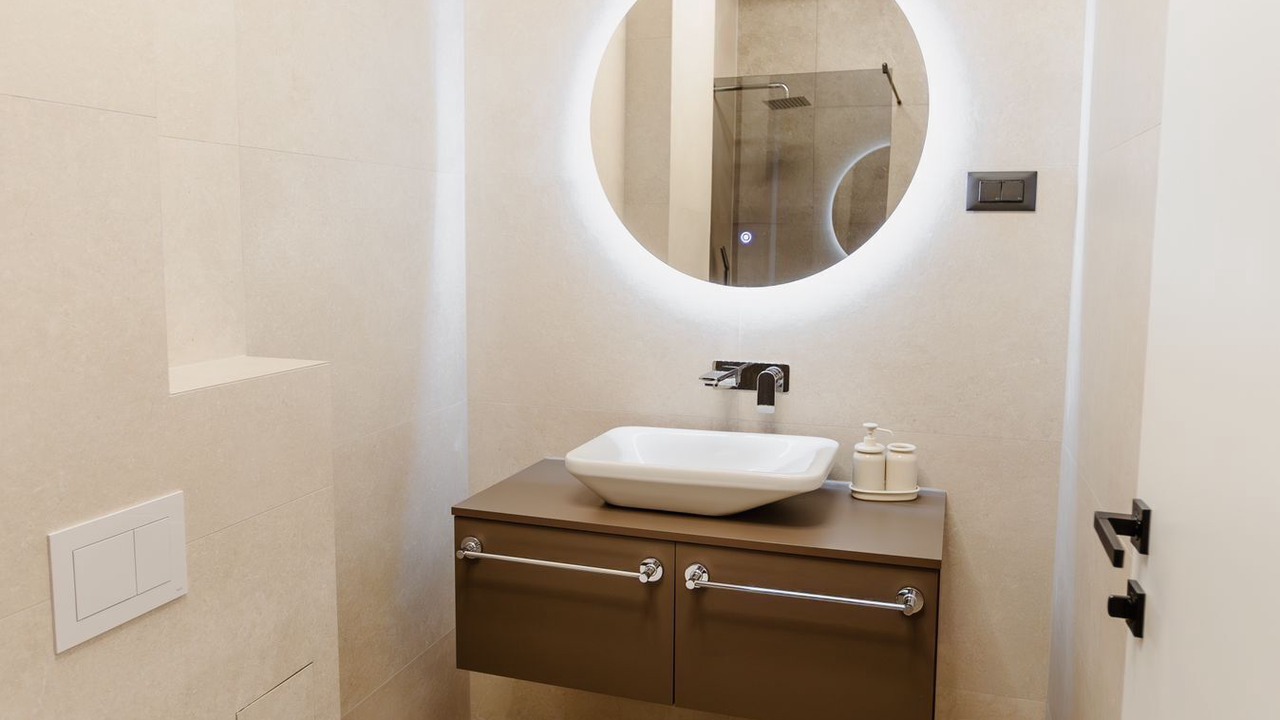 Photo of Bathroom in Kolan