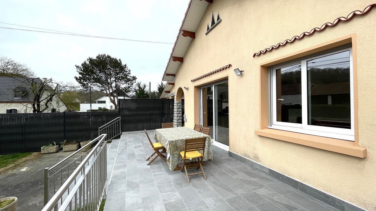 Photo of Outdoor in Bougarber