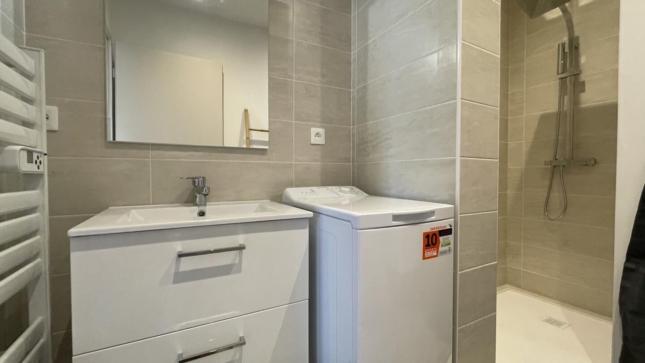 Photo of Bathroom in Bougarber