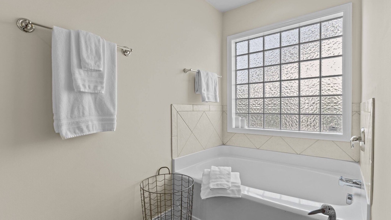 Photo of Bathroom in Murraysville